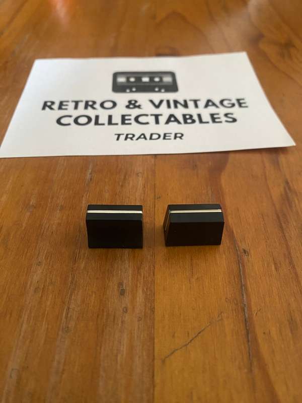 Mixer Slider Buttons 5mm (10x curved sides and 8x straight sides)