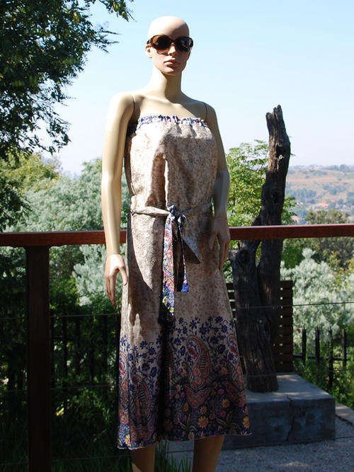 'Miss Moneypenny' dress in vintage fabric, size M