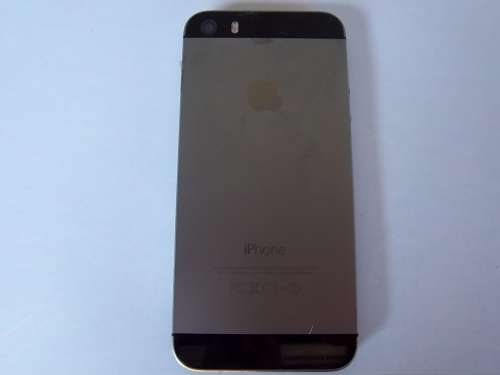 Iphone 5s (cracked LCD)