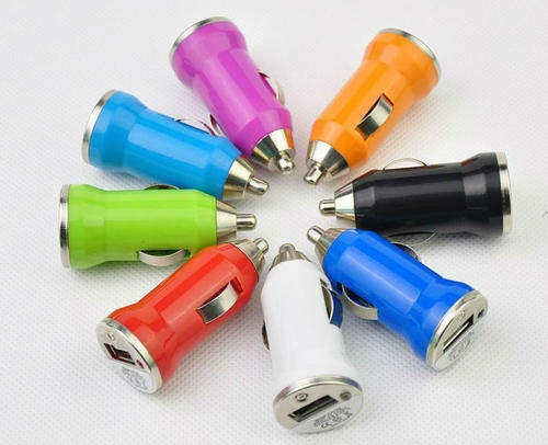 USB Car Charger for Mobile Phone, iPhone, Mp3, iPad