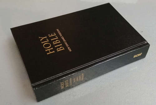 NEW KING JAMES BIBLE