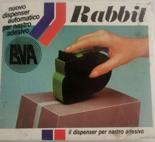 Tape dispenser,