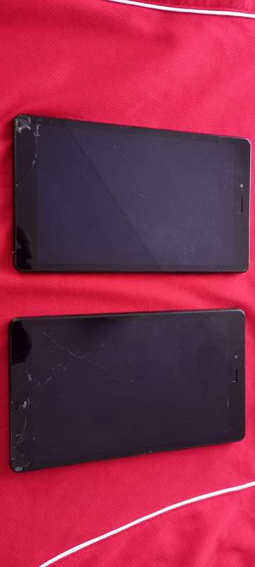 2 x Samsung Galaxy tab 8` Tablets (please read)