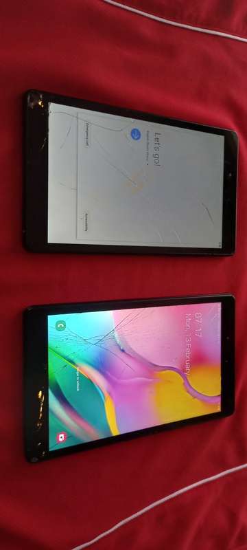 2 x Samsung Galaxy tab 8` Tablets (please read)