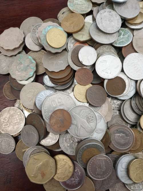 Large lot of world coins