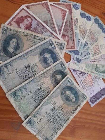 South African Banknote collection **R1 start - 15 notes