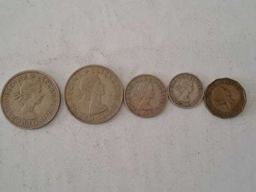 Lot of UK pre-decimal coins ** Low start R1 for 97 coins