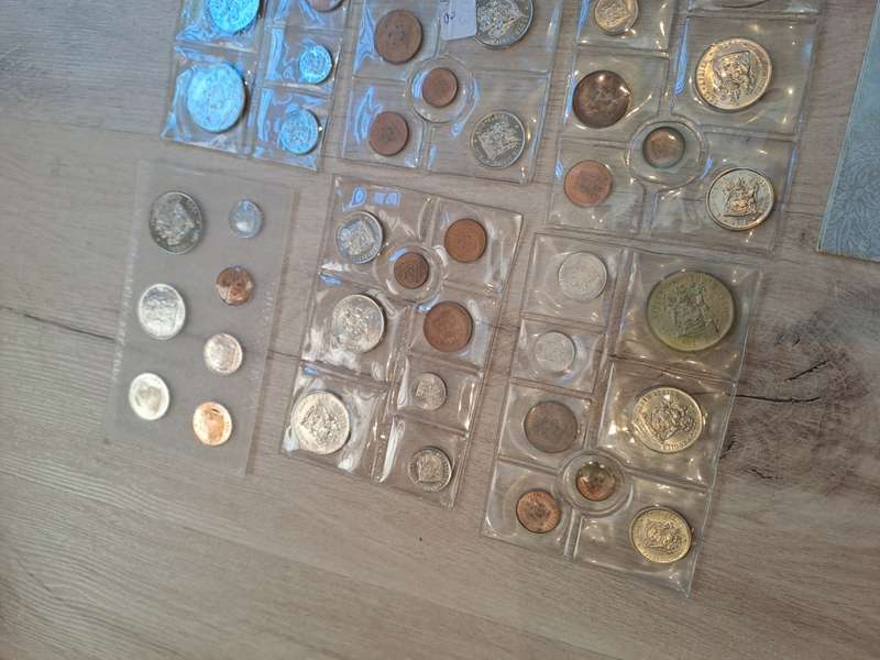 Collection of  19 x SA Mint Uncirculated coin sets years from 1970`s, 80`s and 90`s