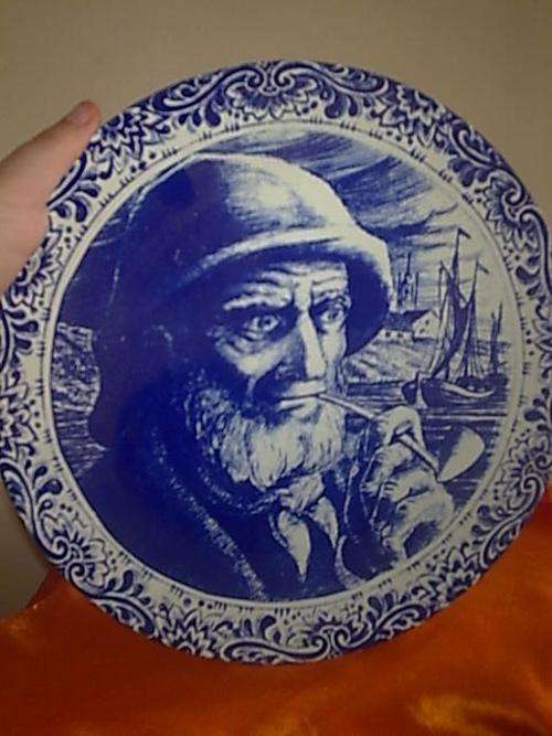 BOCH BELGIUM DELFT FISHERMAN LARGE