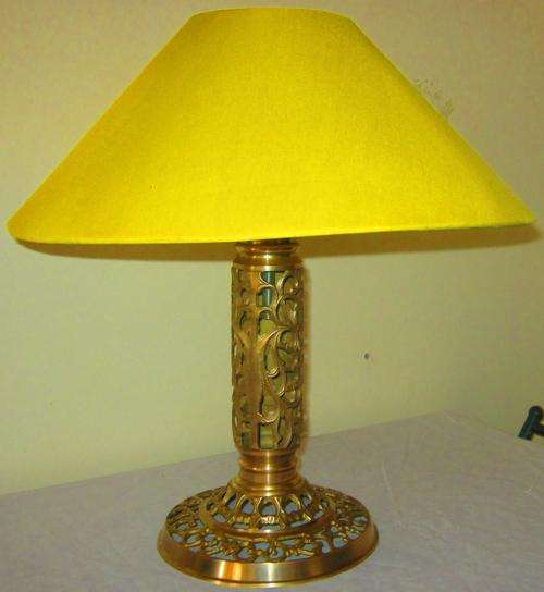 ***Lovely Brass Lamp***