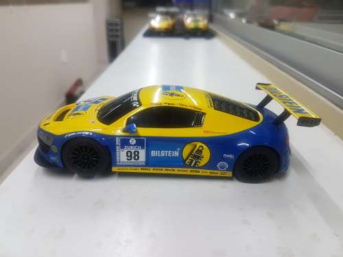Scalextric Audi R8