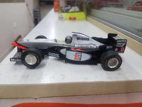 Scalextric Mclaren Mercedes Benz F1