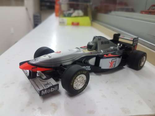 Scalextric Mclaren Mercedes Benz F1