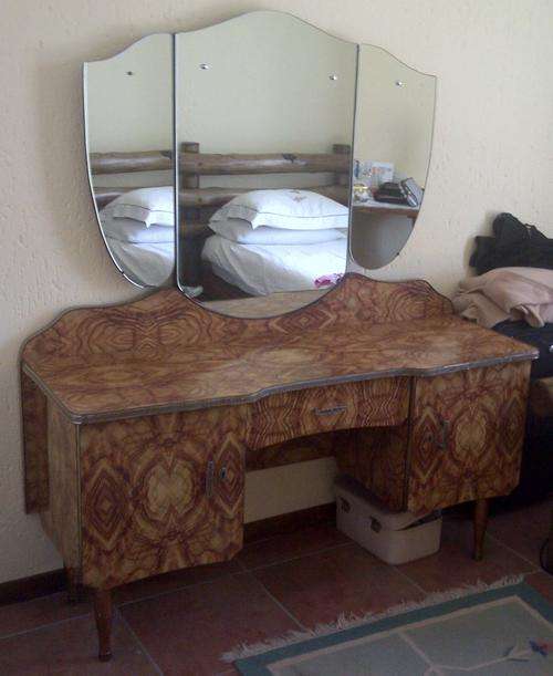 Dressing Table for Sale