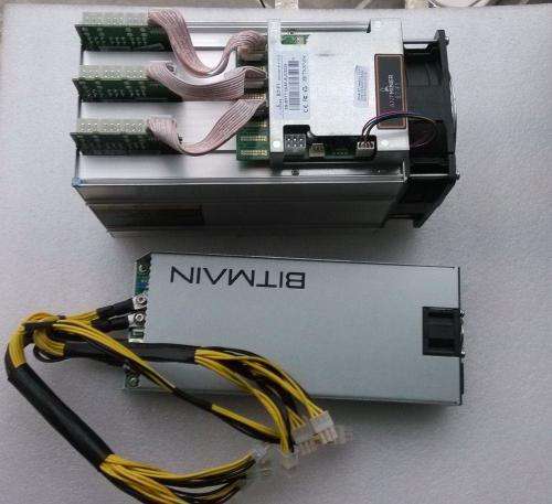 Antminer S7 with PSU