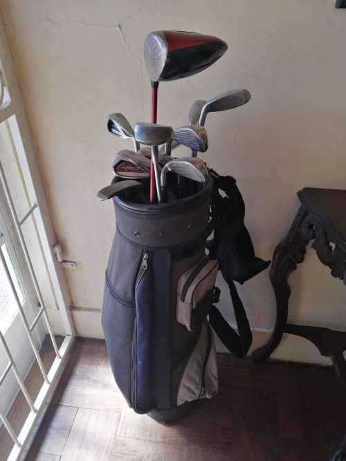 Gold club set and bag - Callaway Diablo edge