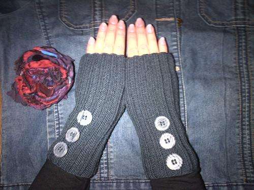 TRENDY WINTER GLOVES