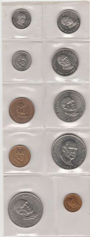 1982 R S A Pres B J Viorster coin set wth3 R5 and 1/2c incl all  mint unc CV R115
