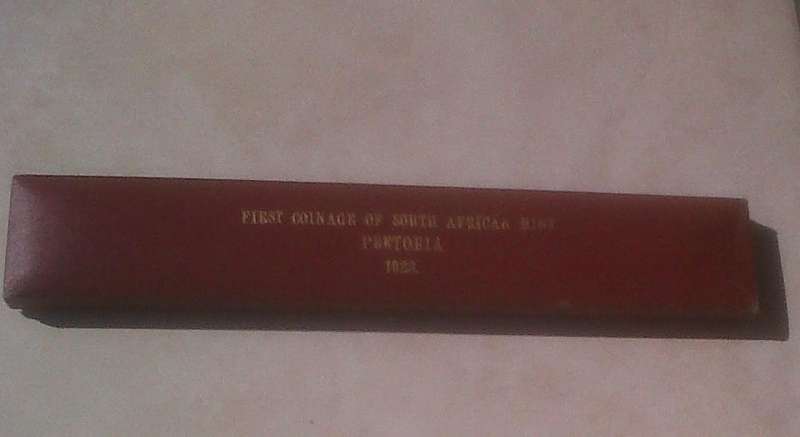 Empty First Coinage of South African Mint Long Proof Box Set 1923.Condition good