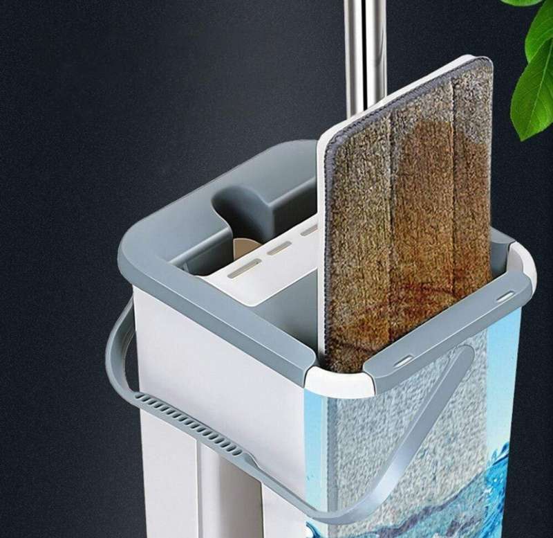 Hands-Free Cleaning Mop