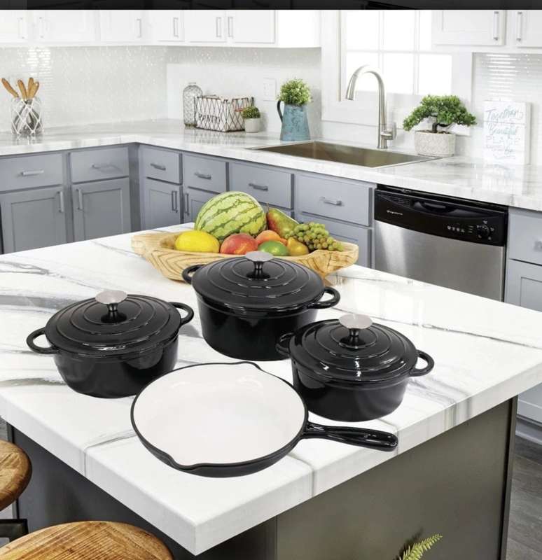7 Piece Cast Iron Cookware Set