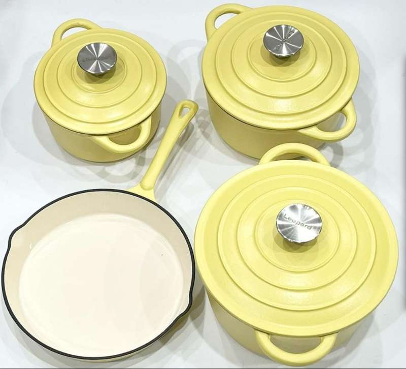 7 Piece Cast Iron Cookware Set