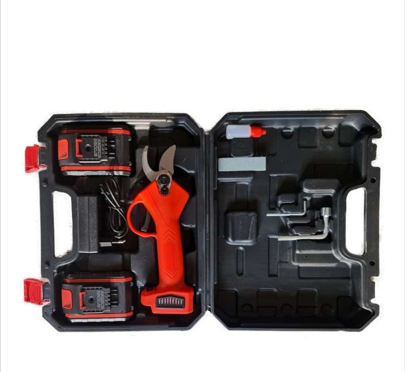 Cordless Pruning and Cutting - 2 x 24v Battery - Easy Cutting