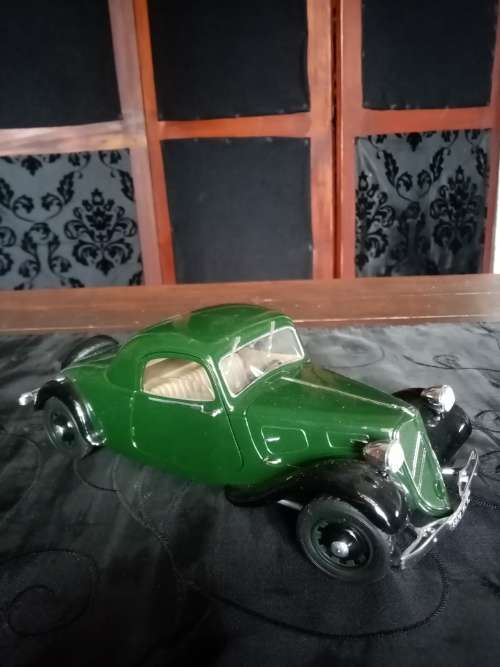 1938 CITROEN BY SOLIDO 1: 18 SCALE