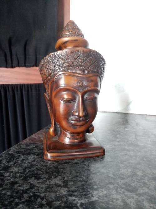 ORIENTAL BUST