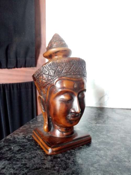 ORIENTAL BUST