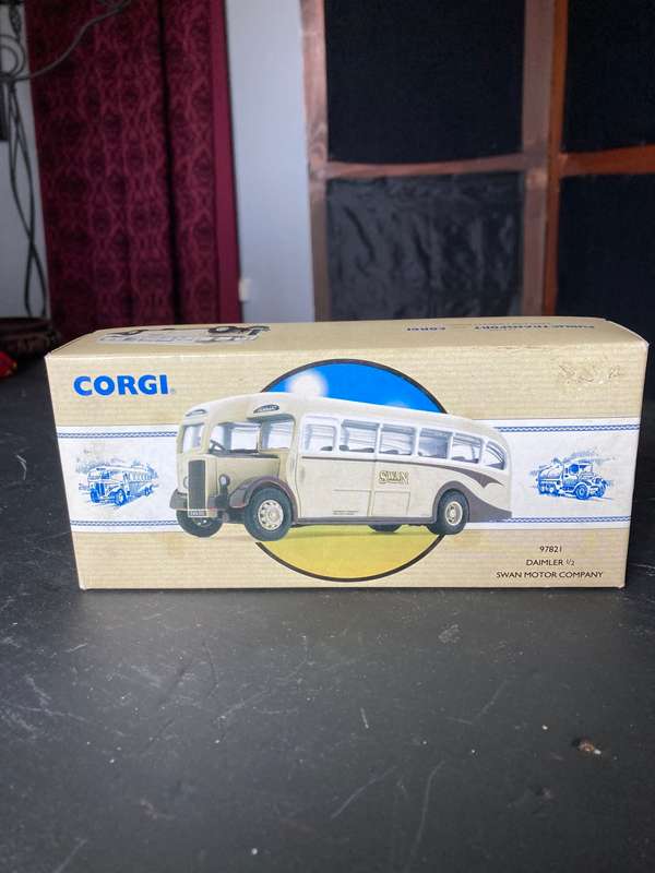 DAIMLER BUS BY CORGI