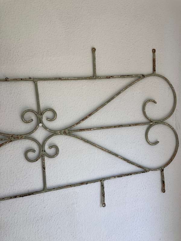 PAIR OF VINTAGE BURGLAR BARS FOR DECOR ( LOT 1 )