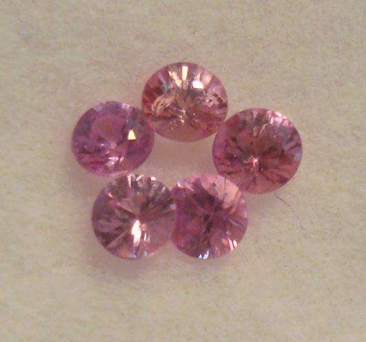 STUNNING!! 0.75cts AAA++ 100% NATURAL BRILLIANT Pink Sapphires - MADAGASCAR - Est. R 5'625.00