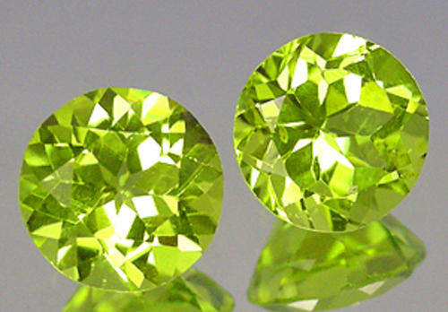 RAVISHING PAIR!! 1.71ct - Natural Apple Green RARE BURMESE Peridot - BURMESE