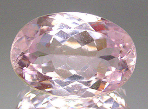 COURTEOUS KUNZITE!!!  AAA+++ NATURAL 6.90ct - Sweet Vibrant Pink - VS - R 7'486.00 - Afghanistan
