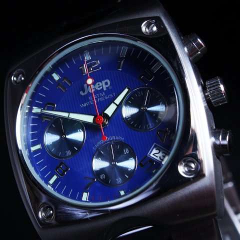Jeep Men's Watch - New but selling as secondhand because battery needs replacing