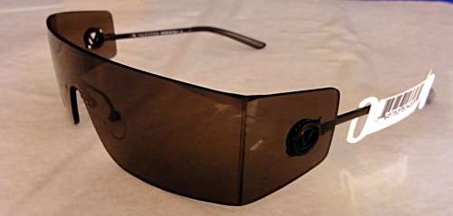 Valentino Sunglasses_Warehouse Close-Down Sale_Sold as is - Lenses have minor scratches