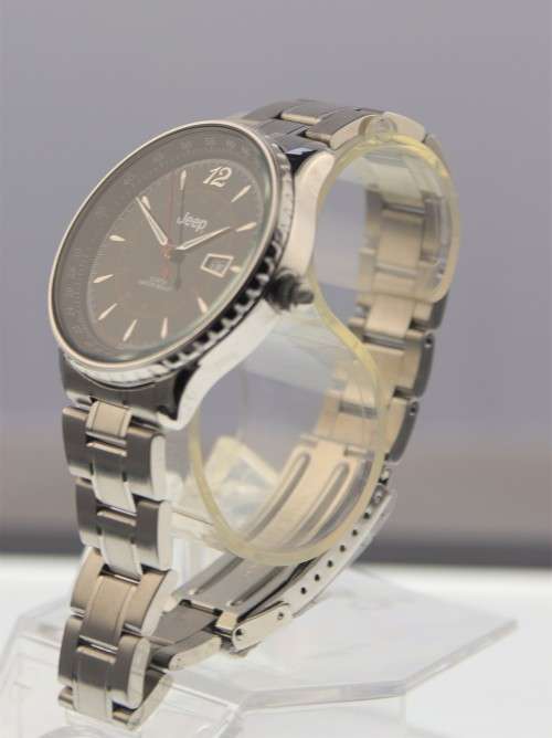 Jeep*** Branded Watch - R1 Start with NO Reserve