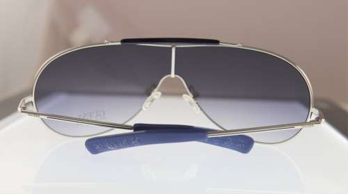 GUESS*** Branded Sunglasses - 100% UV Protection - R1 Start with NO Reserve