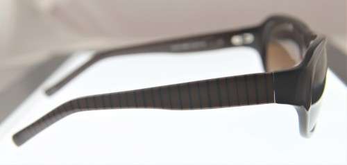 GUESS*** Branded Sunglasses - R1 Start with NO Reserve