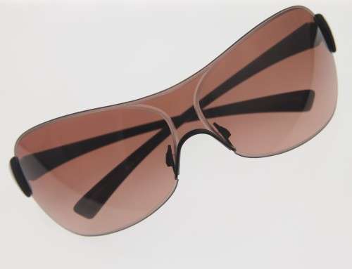 OAKLEY Branded Sunglasses - Made in the USA - R1 Start with NO Reserve