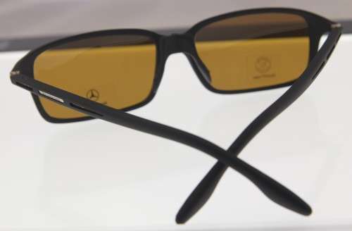 MERCEDES-BENZ Sunglasses - Made in Italy - Carl Zeiss Lenses - R1 Start with NO Reserve