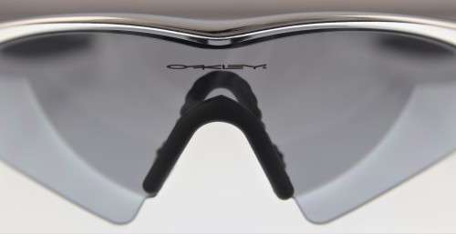 OAKLEY Sunglasses - Made in USA - Semi Rimless - R1 Start with NO Reserve
