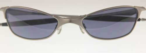 OAKLEY Sunglasses - Made in USA - R1 Start with NO Reserve