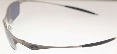 OAKLEY Sunglasses - Made in USA - R1 Start with NO Reserve
