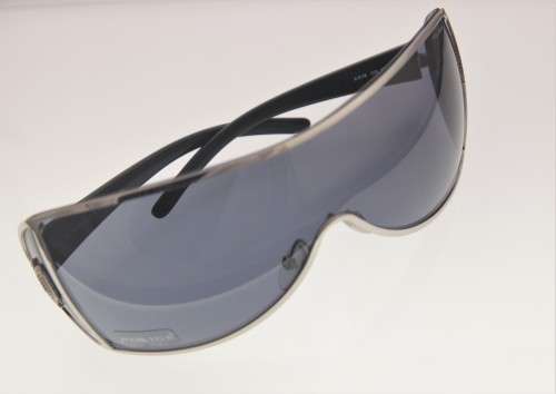 POLICE Sunglasses - Made in Italy - Spring Special - R1 Start with NO Reserve