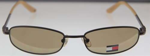 TOMMY HILFIGER Sunglasses - R1 Start with NO Reserve