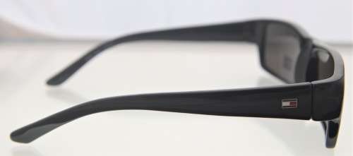 TOMMY HILFIGER Sunglasses