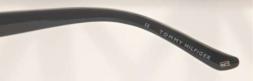 TOMMY HILFIGER Sunglasses