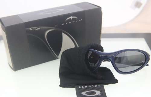 OAKLEY Sunglasses - Made in USA - R1 Start with NO Reserve